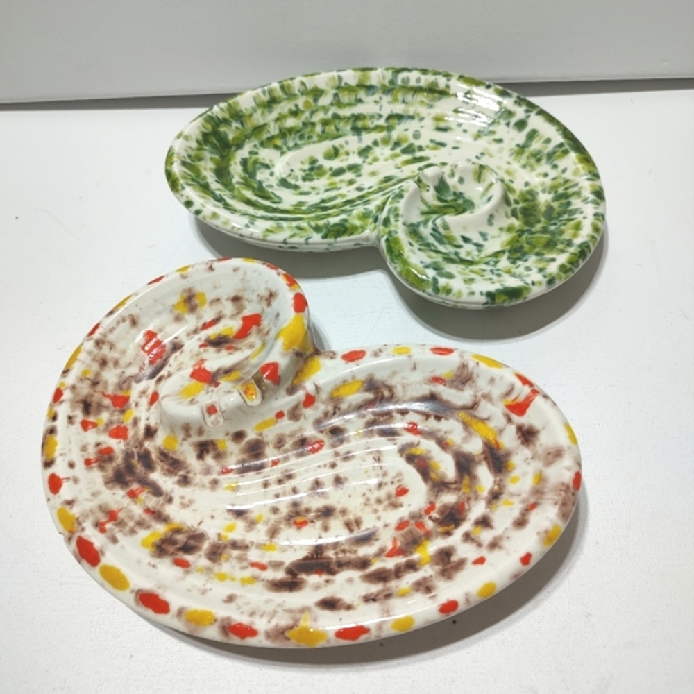 2 60's Atlantic Mold MCM Boomerang/ Amoeba ashtrays